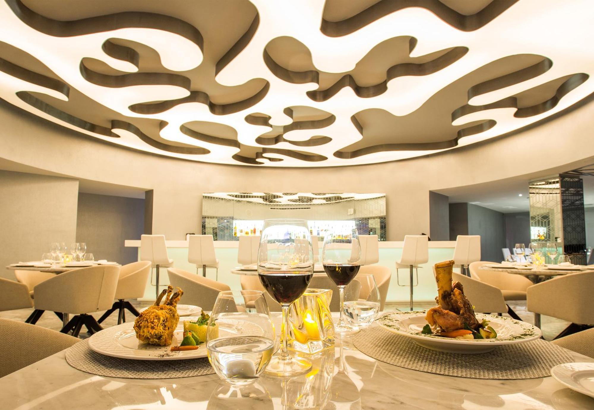 Resort Temptation At The Tower (adults Only) Cancún