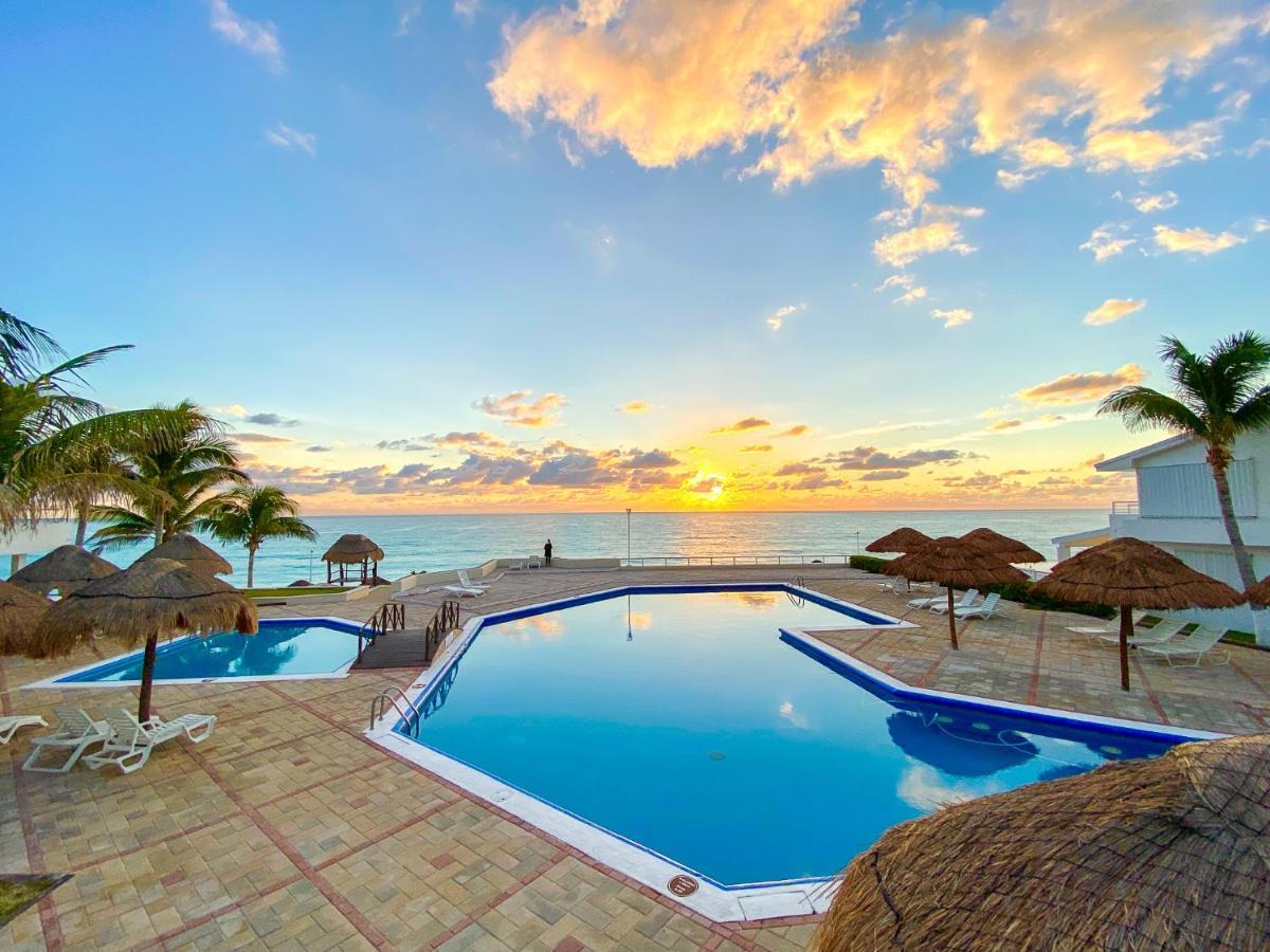 Brisas Shores Ocean View Terrace Apartments, And Pool, Zone * Cancun