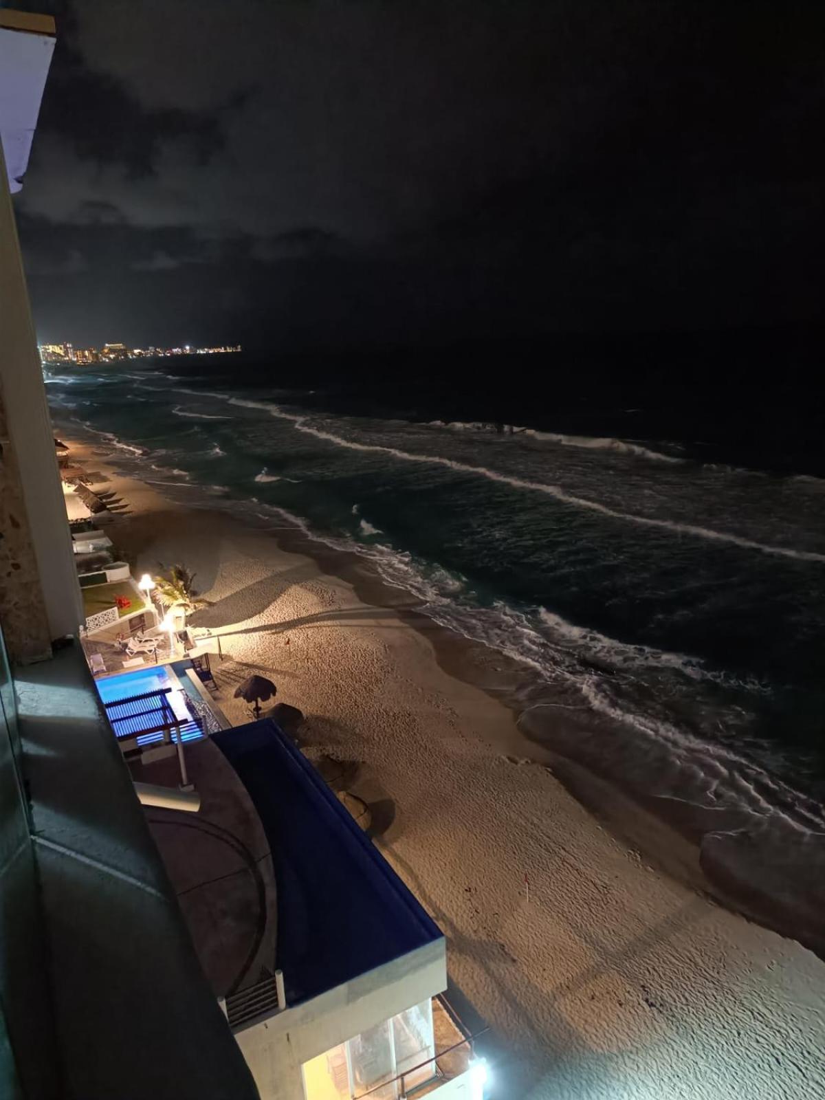 “magic Sunrise At Cancun” * Cancún