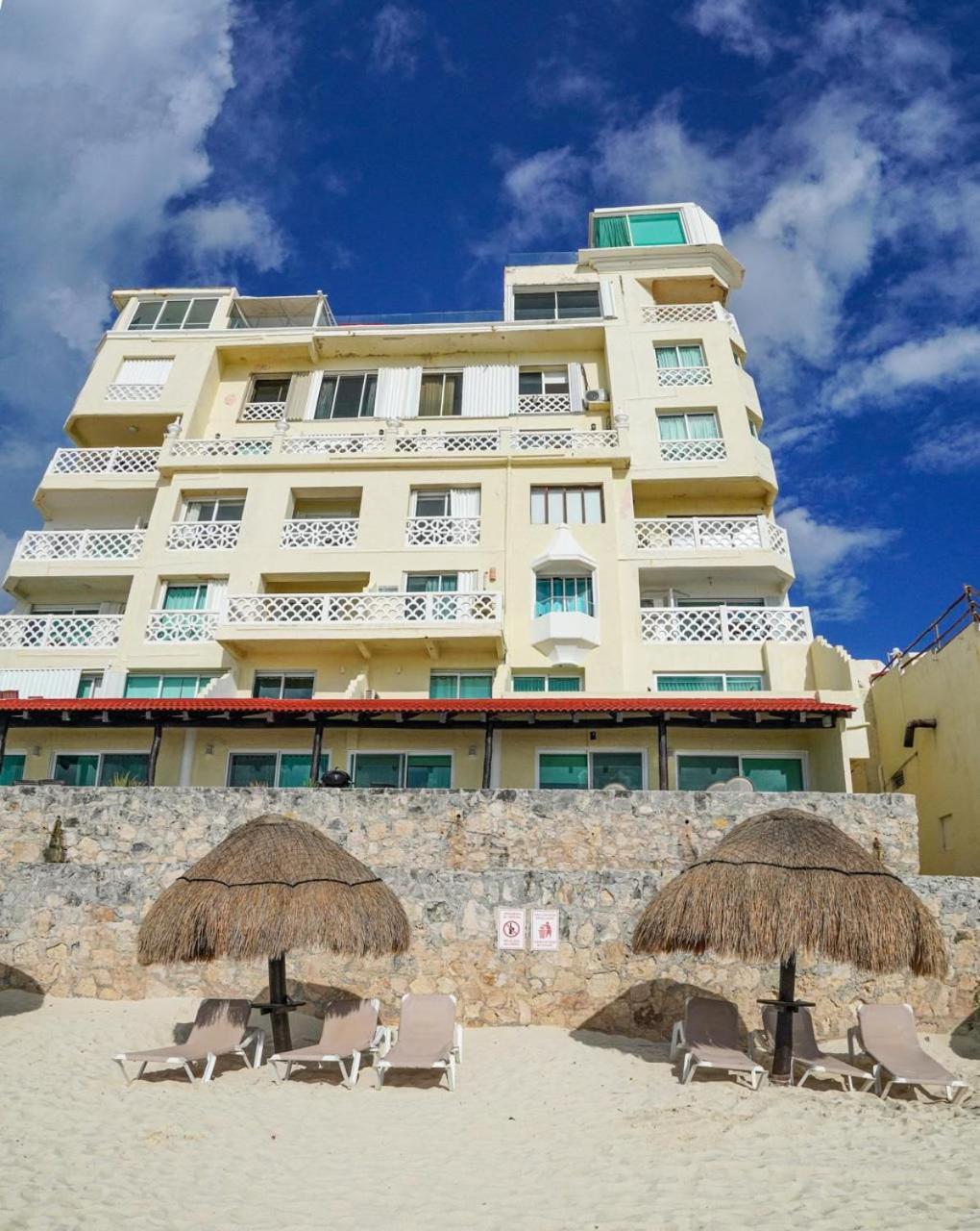 “magic Sunrise At Cancun” Apartahotel