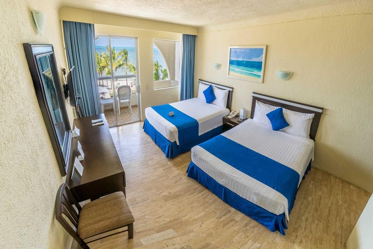 Aquamarina Resort Cancun