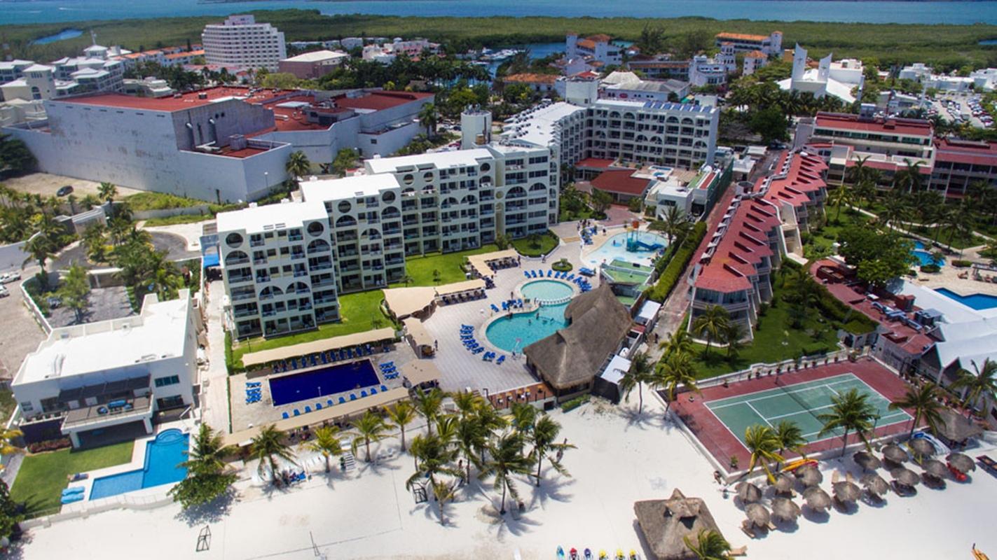 Resort Aquamarina 3*